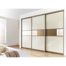 Schlafzimmer Kleiderschrank Schiebetür01